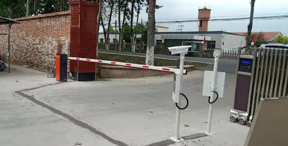 火狐截图_2025-09-15T05-05-40.387Z.png